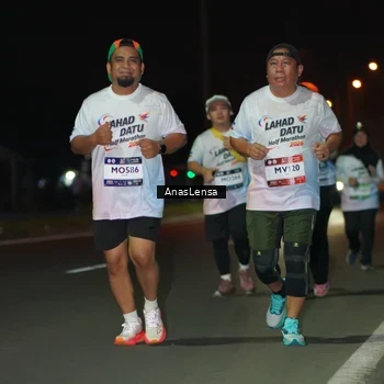 Runner Photo 7645399