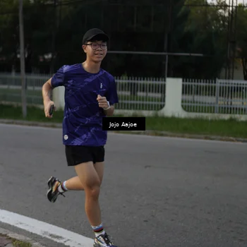 Runner Photo 7645404