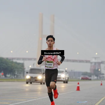 Runner Photo 7645408