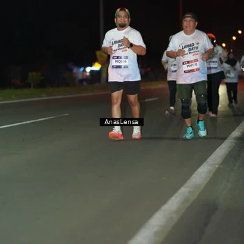 Runner Photo 7645417