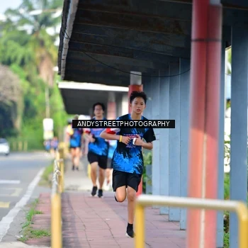 Runner Photo 7645421