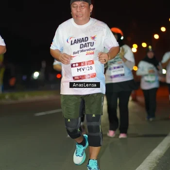 Runner Photo 7645426