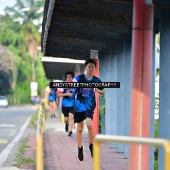 Runner Photo 7645439