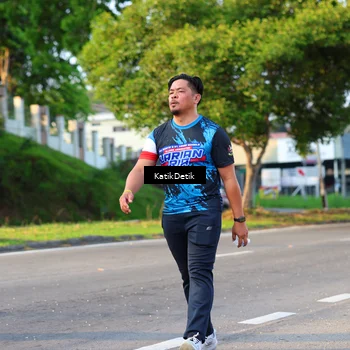 Runner Photo 7645453