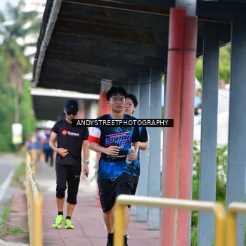 Runner Photo 7645484