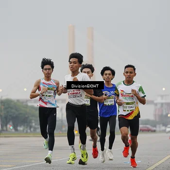 Runner Photo 7645485