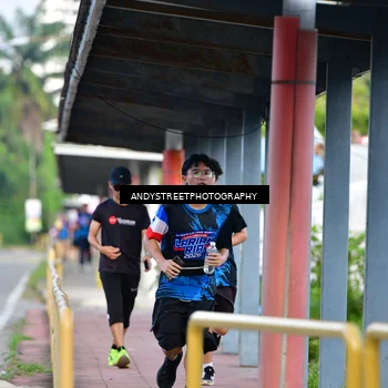 Runner Photo 7645491
