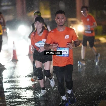 Runner Photo 7645492
