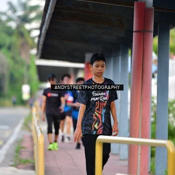 Runner Photo 7645497