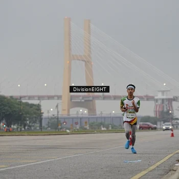 Runner Photo 7645530