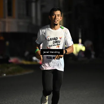 Runner Photo 7645540