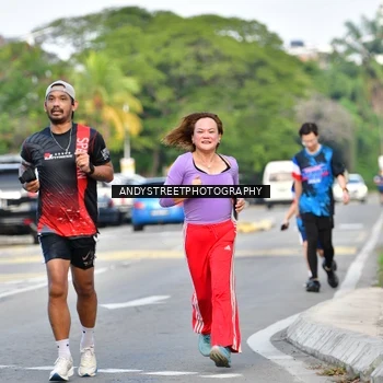 Runner Photo 7645542