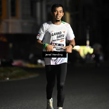 Runner Photo 7645543