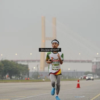 Runner Photo 7645551
