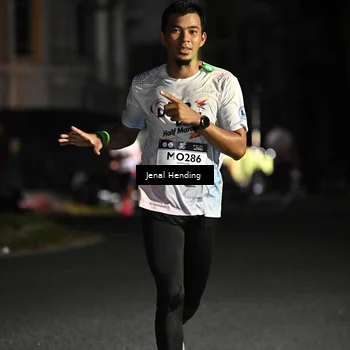 Runner Photo 7645553