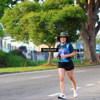 Runner Photo 7645584