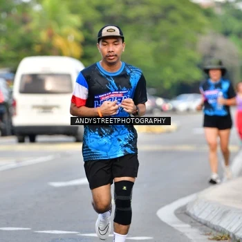 Runner Photo 7645592