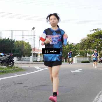 Runner Photo 7645598