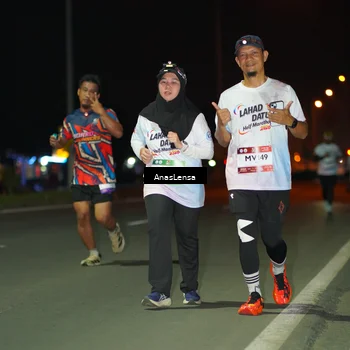 Runner Photo 7645602