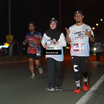 Runner Photo 7645606