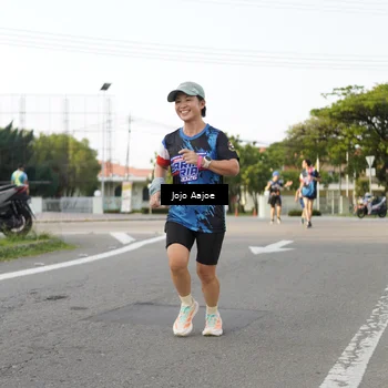 Runner Photo 7645609