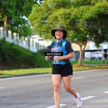 Runner Photo 7645619