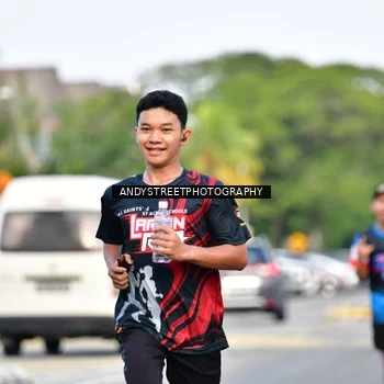 Runner Photo 7645631