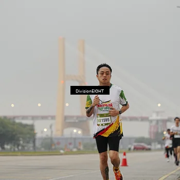 Runner Photo 7645641