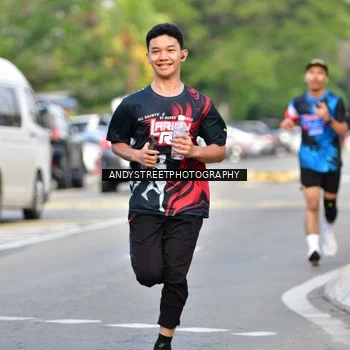 Runner Photo 7645651