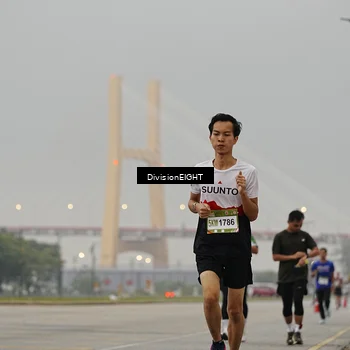 Runner Photo 7645666