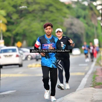 Runner Photo 7645669