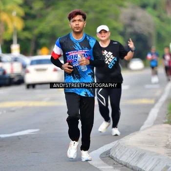 Runner Photo 7645670