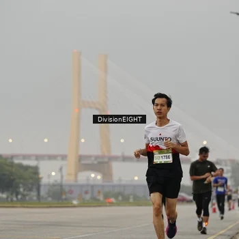 Runner Photo 7645682