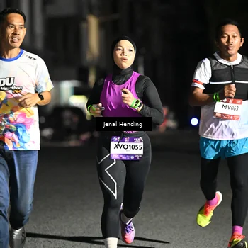 Runner Photo 7645683