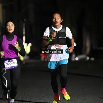 Runner Photo 7645687