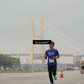 Runner Photo 7645722