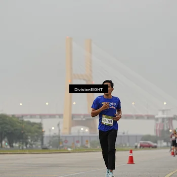 Runner Photo 7645723