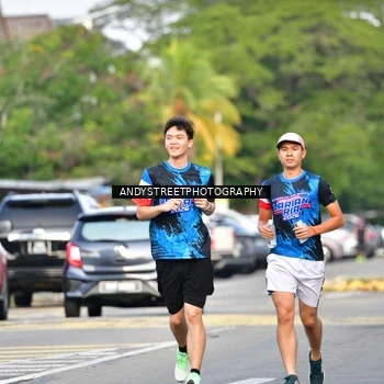 Runner Photo 7645724