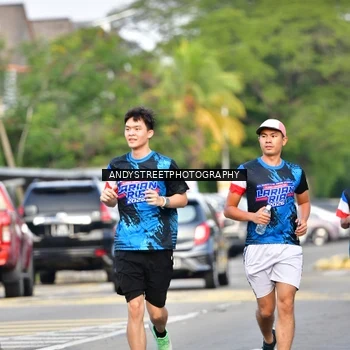 Runner Photo 7645726