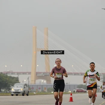 Runner Photo 7645741