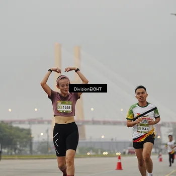 Runner Photo 7645744