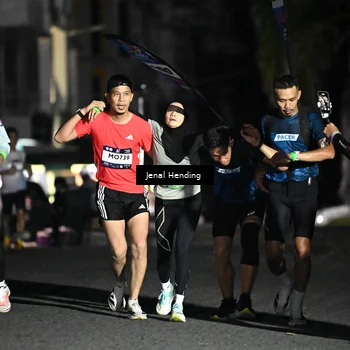 Runner Photo 7645751