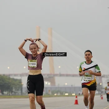 Runner Photo 7645765