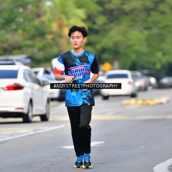 Runner Photo 7645774