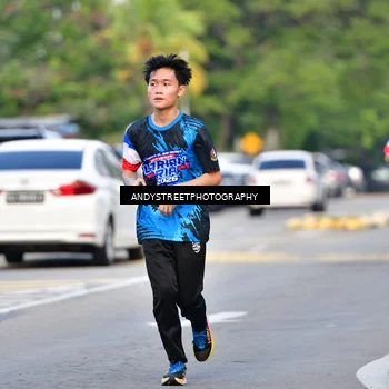 Runner Photo 7645776