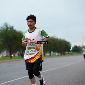 Runner Photo 7645784