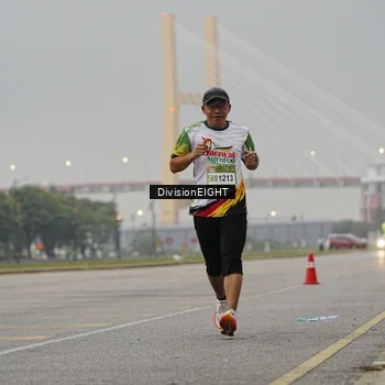 Runner Photo 7645803
