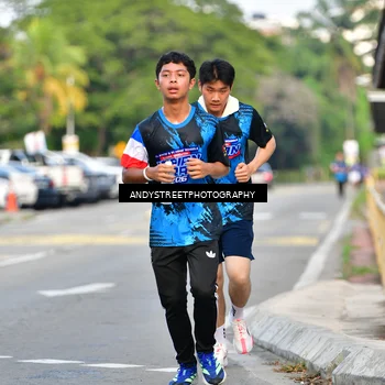 Runner Photo 7645806