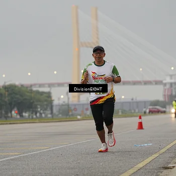 Runner Photo 7645809