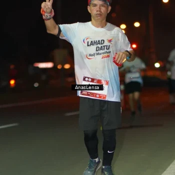 Runner Photo 7645812